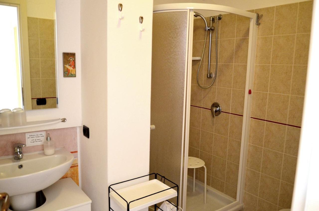 Residenza Ca' Laripa Apartment Solto Collina Ngoại thất bức ảnh
